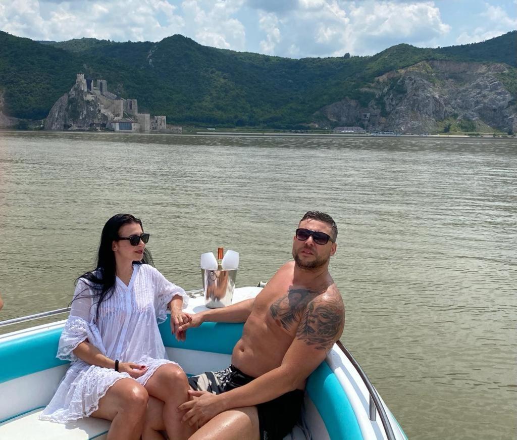 Pensiunea Deian-Clisura Dunarii Moldova Noua Buitenkant foto